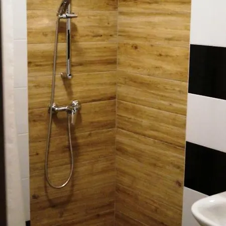 Czarna Perla Homestay *