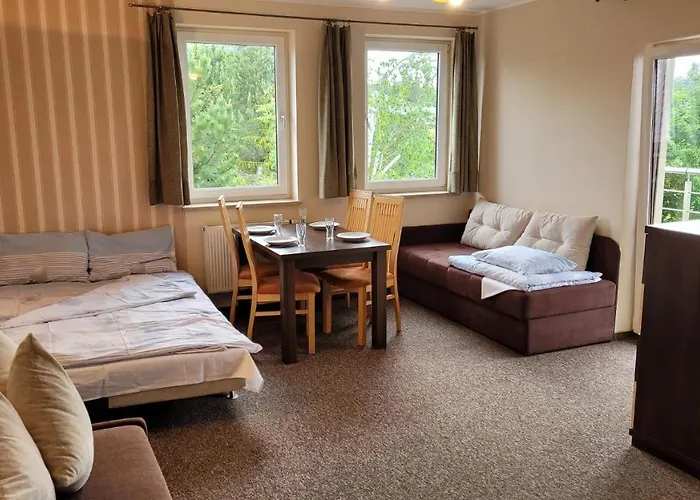 Czarna Perla ホームステイ オストロボ